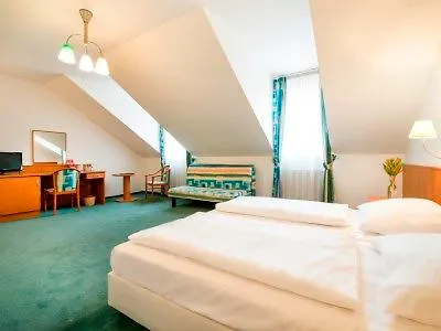 Dvorak Hotel 4*